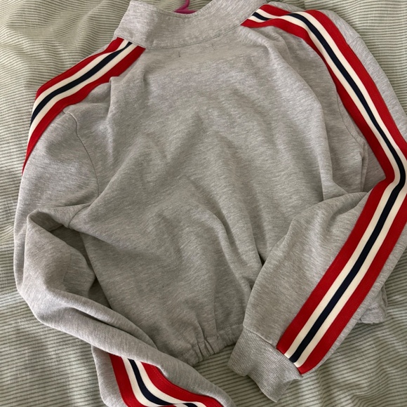 Sweatshirt - Picture 2 of 6